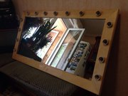 Продам зеркало для макияжа